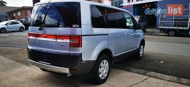 2009 MITSUBISHI DELICA D:5  -