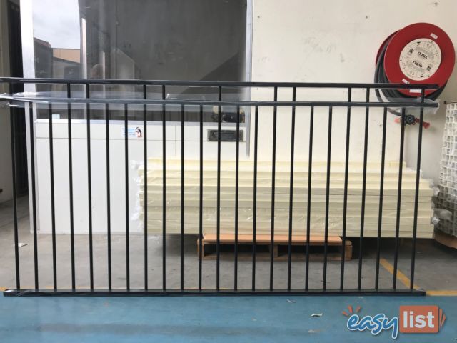 OXLEY PLAIN POOL FENCING PANELS 