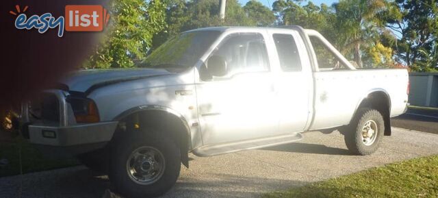 2003 FORD F250 XLT (4X4)  CREW CAB P/UP