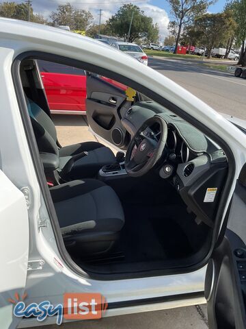 2010 Holden Cruze JG CD Sedan Manual