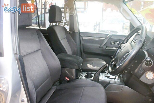 2011 MITSUBISHI PAJERO GLX LWB 30TH ANNIVERSARY (4X4) NT MY11 SUV, 4 DOORS, 7 SEATS