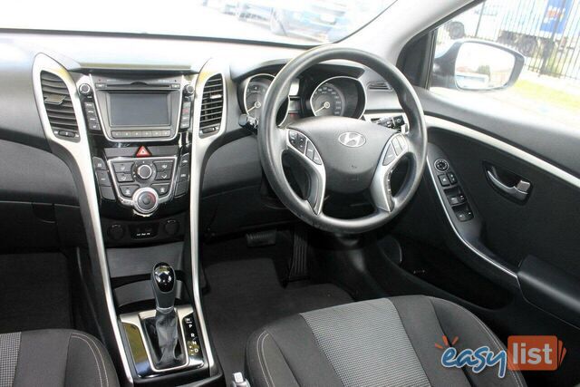 2012 HYUNDAI I30 ACTIVE GD HATCH, 5 DOORS, 5 SEATS