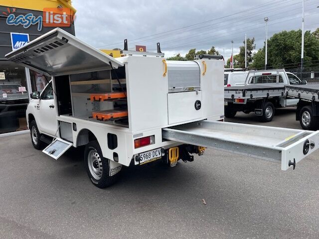 2019 TOYOTA HILUX SR 4X4 GUN126R MY19 UPGRADE CCHAS