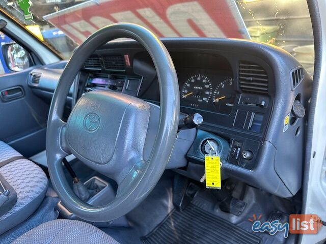 2003 TOYOTA HIACE  LH172R 4D LONG VAN