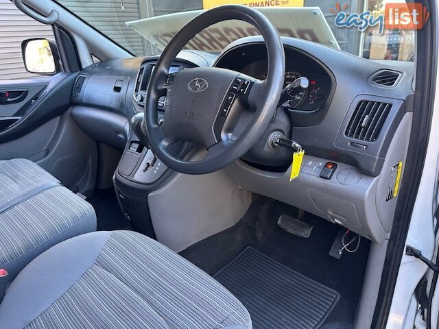 2018 HYUNDAI ILOAD 3S TWIN SWING TQ4 MY19 4D VAN