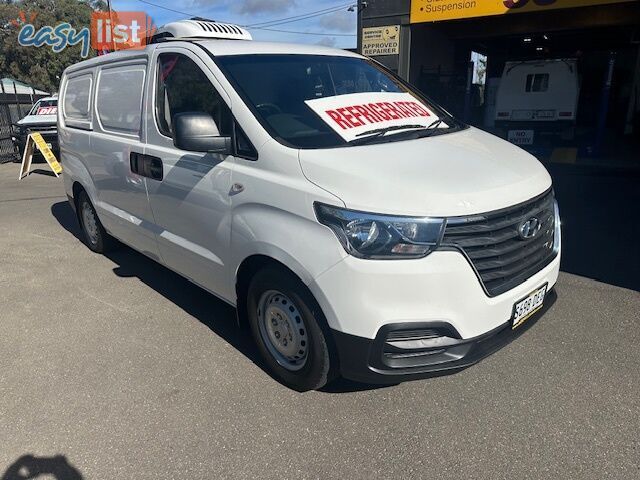 2018 HYUNDAI ILOAD 3S TWIN SWING TQ4 MY19 4D VAN
