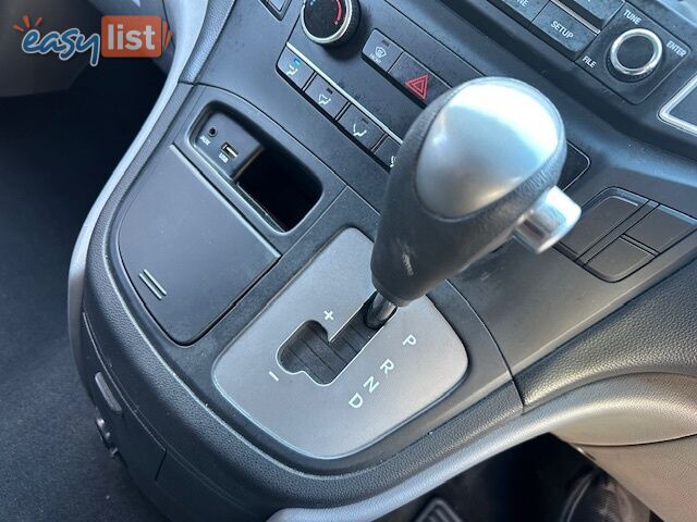 2018 HYUNDAI ILOAD 3S TWIN SWING TQ4 MY19 4D VAN