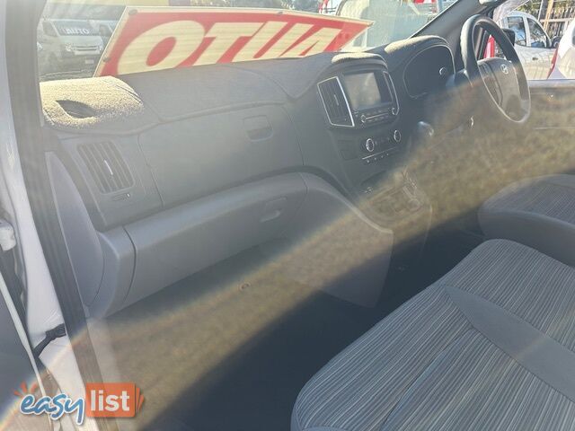 2019 HYUNDAI ILOAD 3S TWIN SWING TQ4 MY20 4D VAN