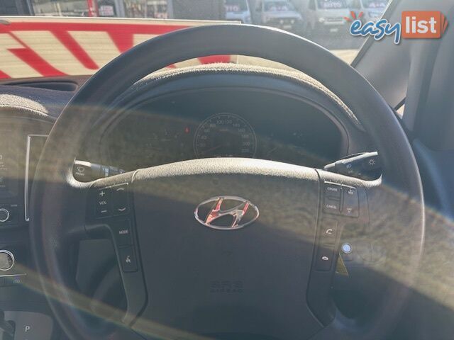 2019 HYUNDAI ILOAD 3S TWIN SWING TQ4 MY20 4D VAN