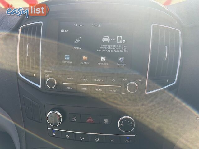2019 HYUNDAI ILOAD 3S TWIN SWING TQ4 MY20 4D VAN