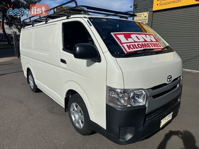 2016 TOYOTA HIACE LWB TRH201R MY16 4D VAN