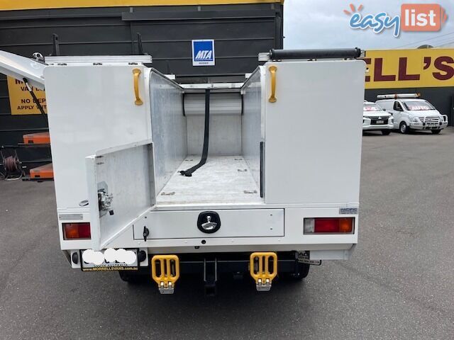 2021 TOYOTA HILUX SR 4X4 GUN126R CCHAS