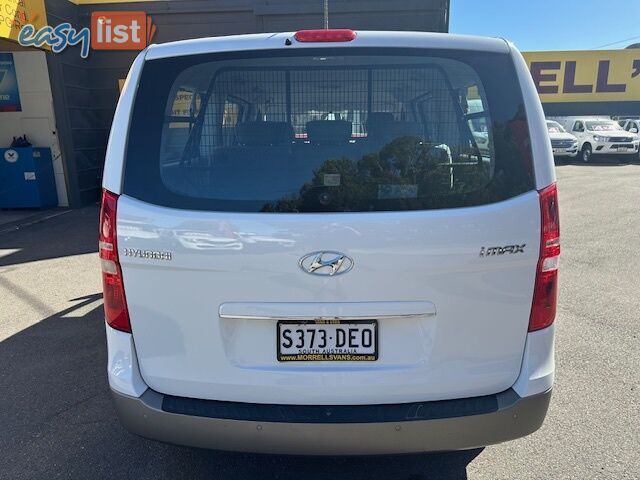 2016 HYUNDAI IMAX  TQ SERIES 2 TQ3 MY17 4D WAGON