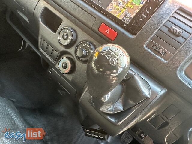 2018 TOYOTA HIACE LWB KDH201R MY16 4D VAN