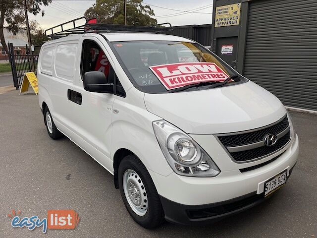 2014 HYUNDAI ILOAD  TQ MY15 4D VAN