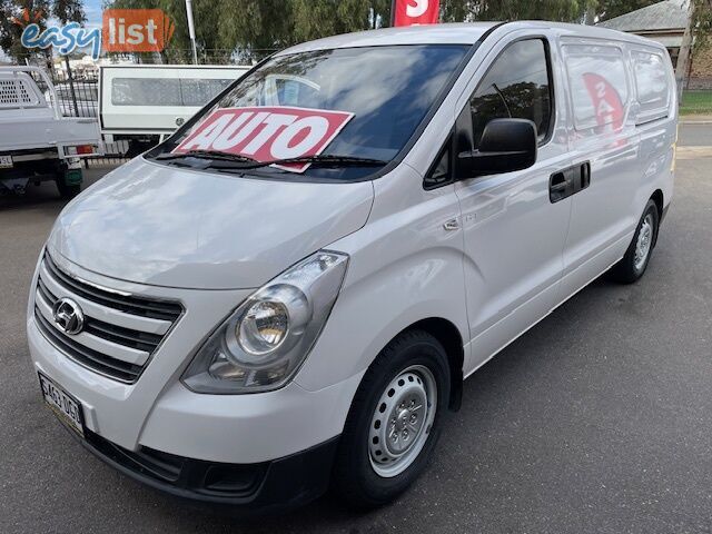 2017 HYUNDAI ILOAD 3S LIFTBACK TQ SERIES 2 TQ3 MY18 4D VAN