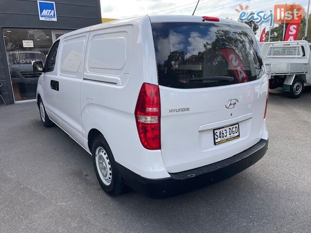 2017 HYUNDAI ILOAD 3S LIFTBACK TQ SERIES 2 TQ3 MY18 4D VAN