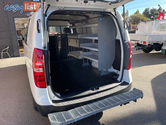 2018 HYUNDAI ILOAD 3S LIFTBACK TQ4 MY19 4D VAN