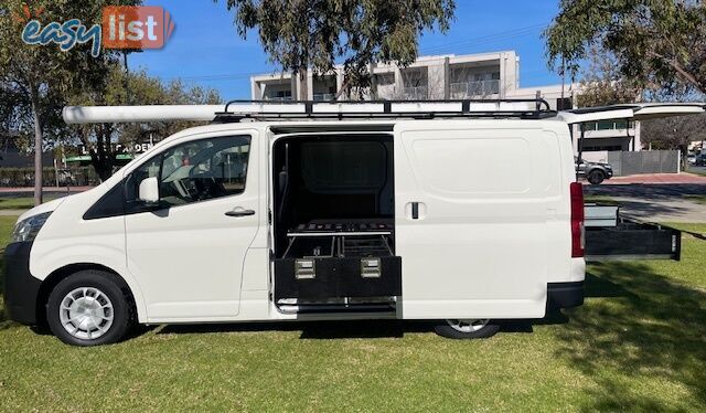 2023 TOYOTA HIACE LWB GDH300R 5D VAN