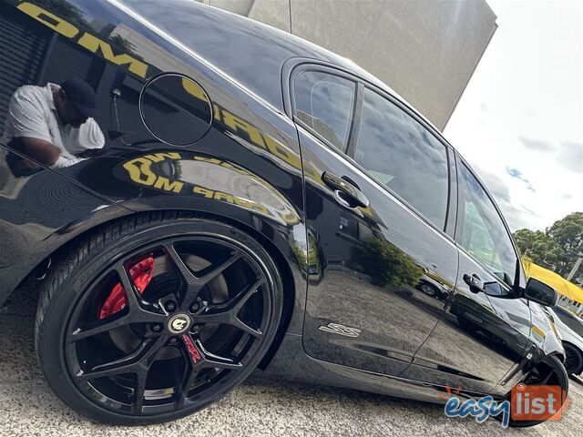 2017 HOLDEN COMMODORE SS-V REDLINE VF II MY17 SEDAN