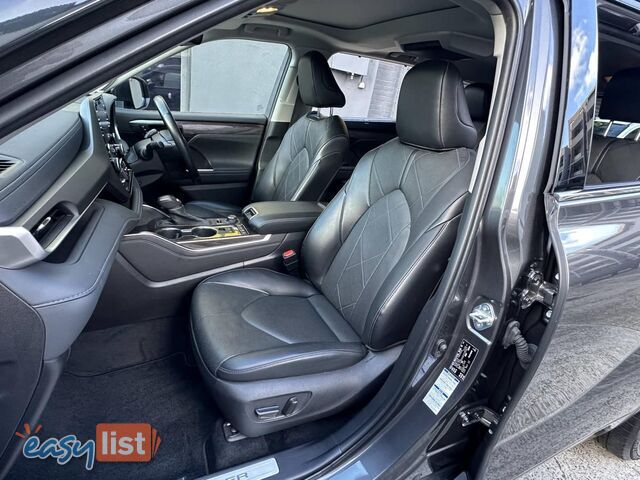 2022 TOYOTA KLUGER GRANDE AWD GSU75R WAGON