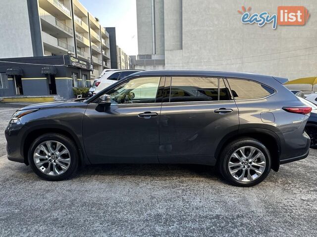 2022 TOYOTA KLUGER GRANDE AWD GSU75R WAGON
