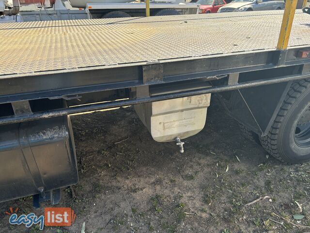 2002 Isuzu FRR